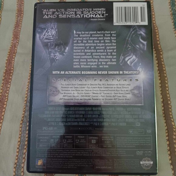 Alien -vs- Predator - AVP - 2004 DVD - Rated PG-13 - Picture 3 of 3